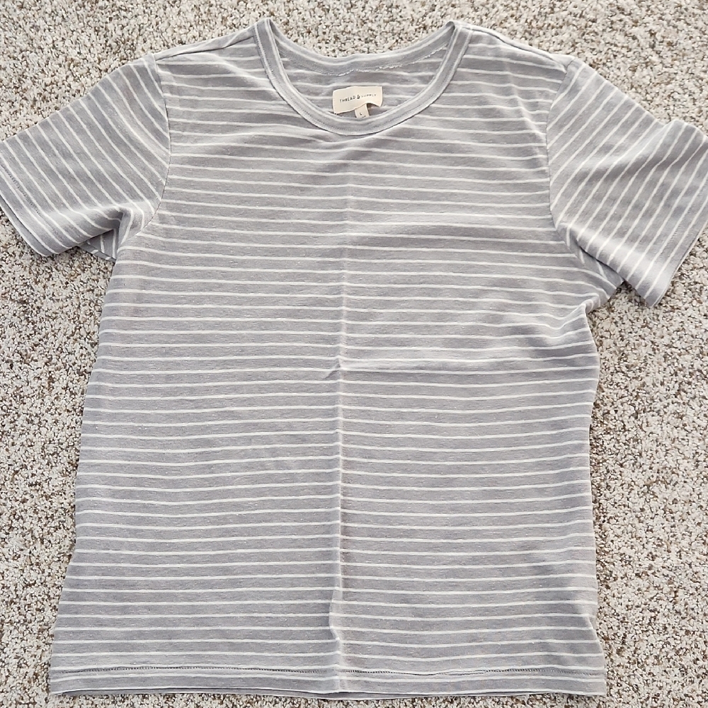 Hanna Andersson Gray and White Striped Tee